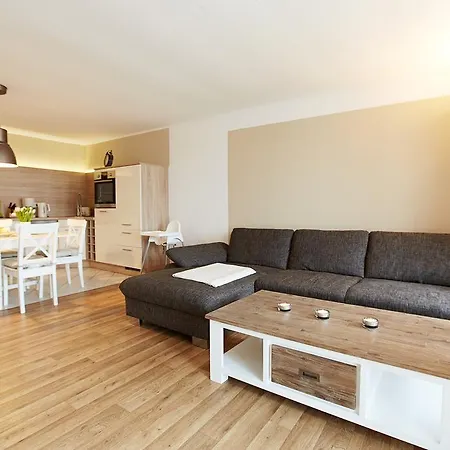 Haus Strandeck * 奥斯特巴德·哥伦
