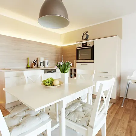 Haus Strandeck 公寓